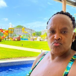 Meet your Posher, Michele